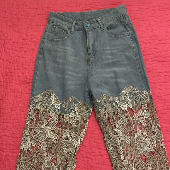 Women's Lace Overlay Jeans, M - Picture 2 of 7
